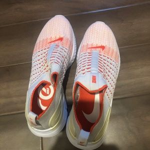 Nike Phantom Women's Athletic Shoes Size US 10 New